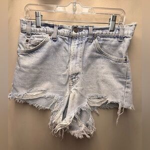 Levi’s 1980’s Vintage 550 Distressed Red Tag  Cuttoff Shorts Waist 32